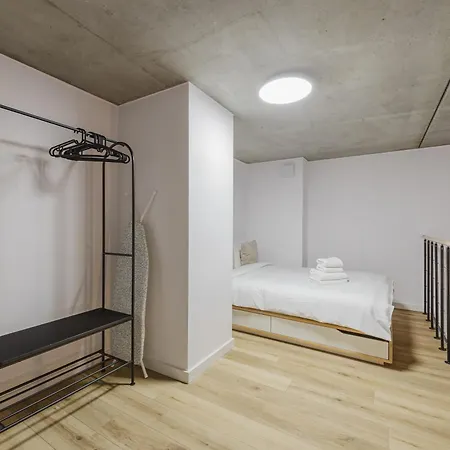 Osiedle Piastowskie Mezzanine By Bookinghost * Poznań