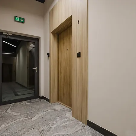 Osiedle Piastowskie Mezzanine By Bookinghost * Познань