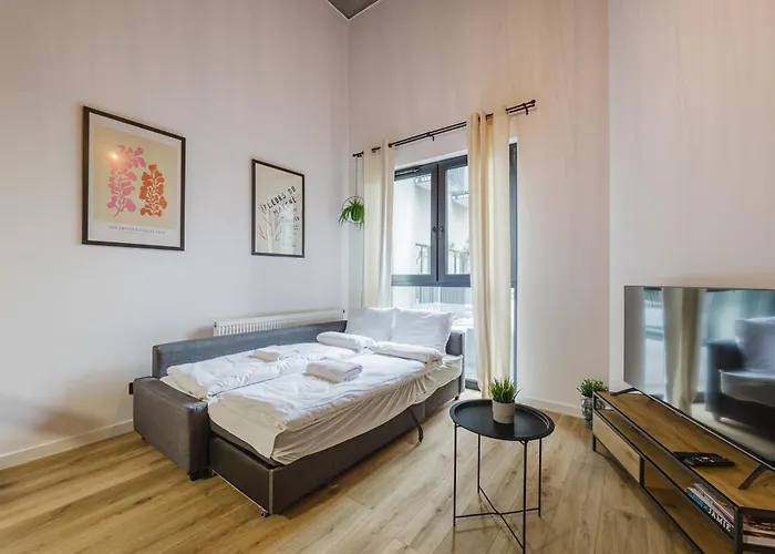 Osiedle Piastowskie Mezzanine By Bookinghost 波兹南