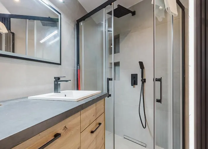 公寓 Osiedle Piastowskie Mezzanine By Bookinghost 波兹南